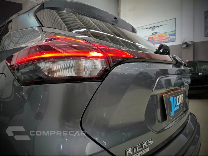 KICKS PLAY 1.6 16V FLEXSTART SENSE XTRONIC