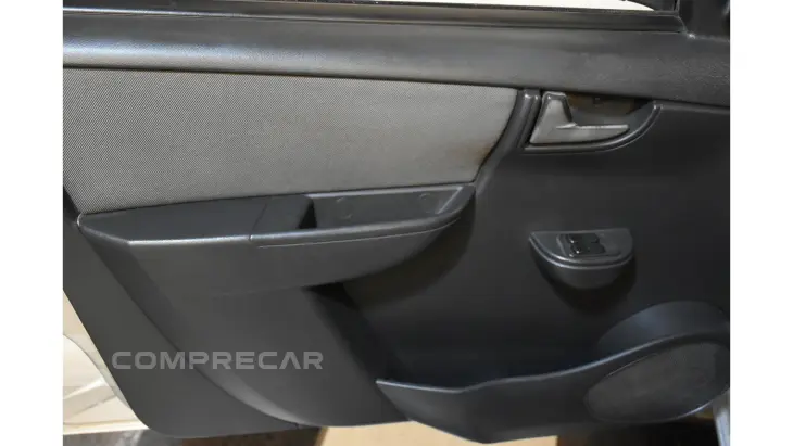 CELTA - 1.0 MPFI LT 8V 4P MANUAL