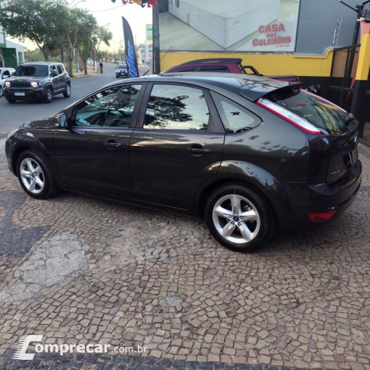 Focus 2.0 16V/SE/SE Plus Flex 5p Aut.