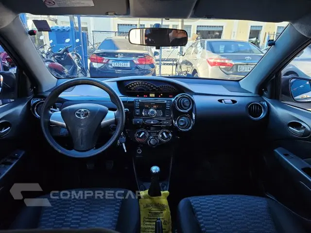 ETIOS HATCH - 1.5 XS 16V 4P MANUAL