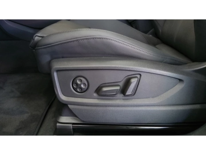 Q5 2.0 45 TFSI GASOLINA S LINE BLACK QUATTRO S TRONIC