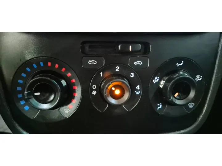PUNTO ATTRACTIVE ITALIA 1.4 F.FLEX 8V 5P