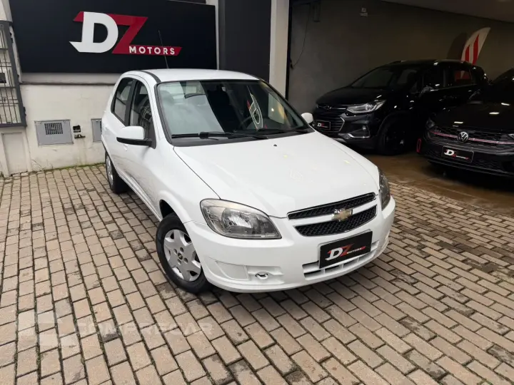 CELTA 1.0 MPFI LT 8V