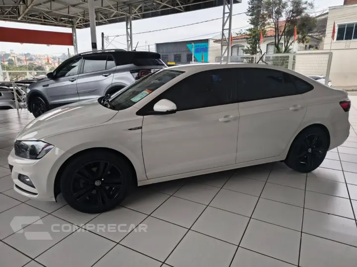 Virtus 1.0 4P 200 TSI FLEX COMFORTLINE AUTOMÁTICO