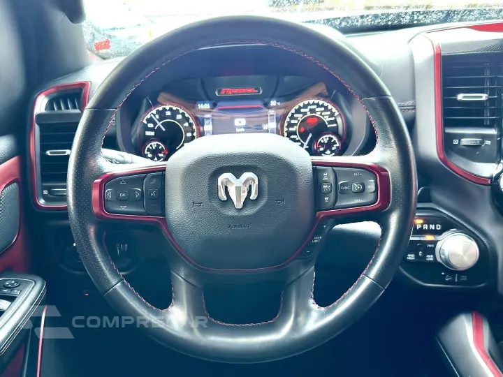 1500 5.7 V8 GASOLINA REBEL CD 4X4 AUTOMÁTICO