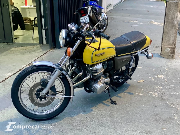 CBX 750 FOUR