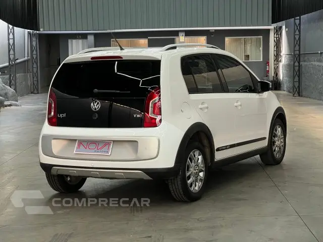 CROSS UP - 1.0 TSI 12V 4P MANUAL