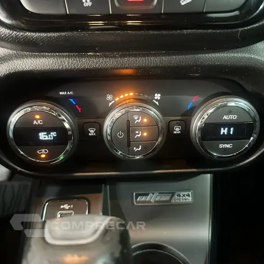 Toro Ultra 2.0 16V 4x4 TB Diesel Aut.