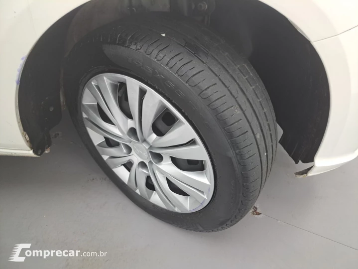 VOYAGE 1.0 12V MPI TOTALFLEX 4P MANUAL