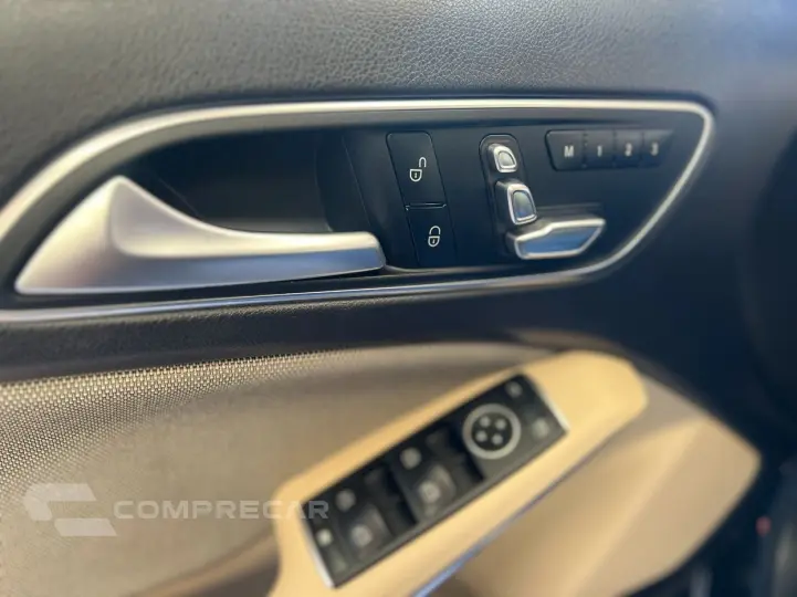 GLA 200 1.6 CGI STYLE 7G-DCT MERCEDES-BENZ