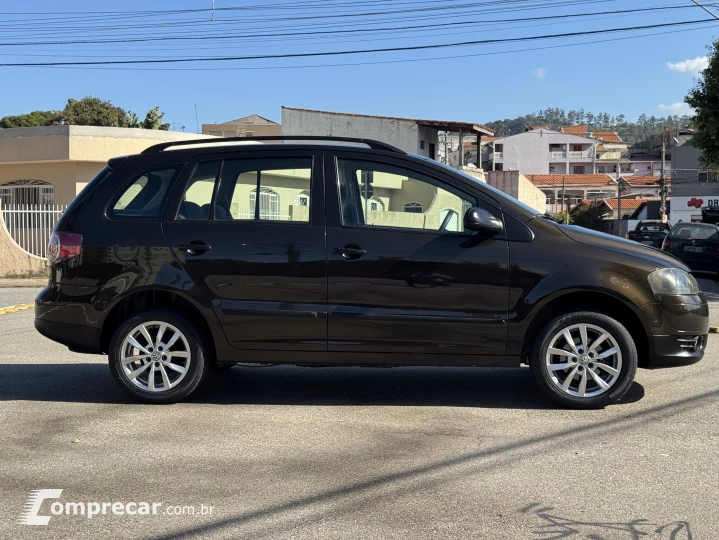 SPACEFOX 1.6 MI Trend 8V