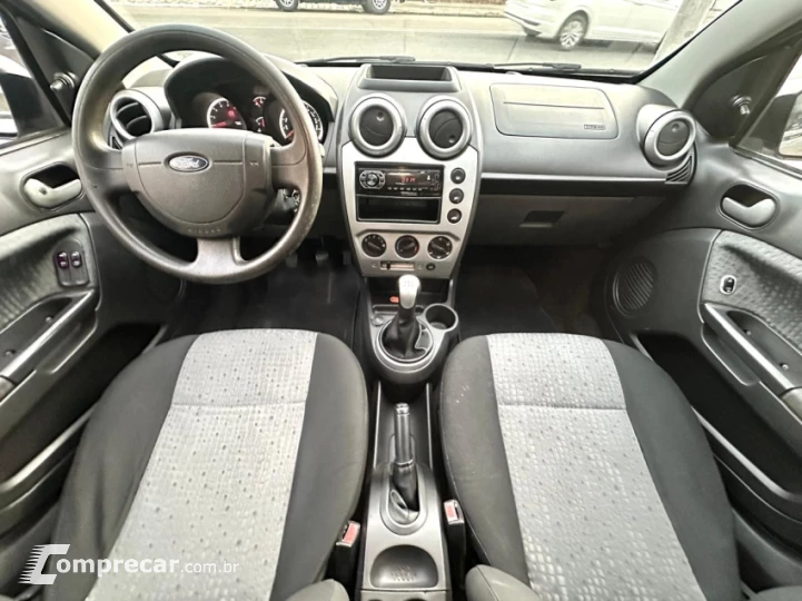 FIESTA 1.6 MPI Class Sedan 8V