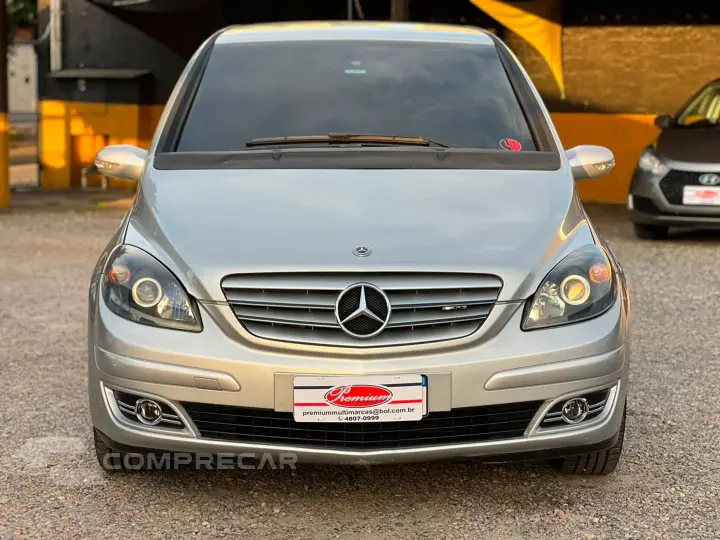 B 200 2.0 8V Gasolina 4P Automático