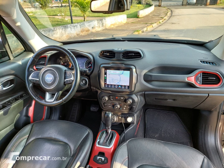 RENEGADE 2.0 16V Turbo Trailhawk 4X4