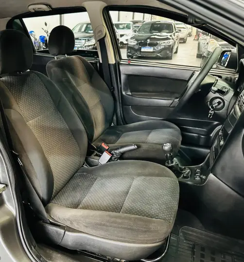 ASTRA 2.0 MPFI Advantage 8V