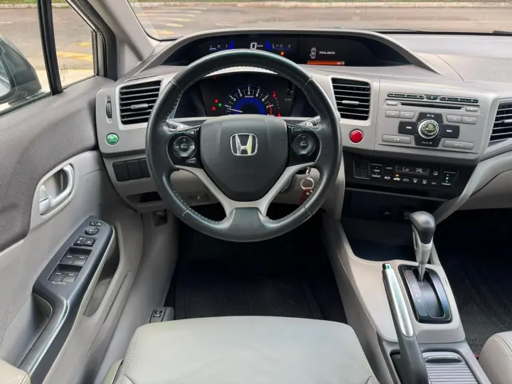 Civic 1.8 Lxl 16V Flex 4P Automático