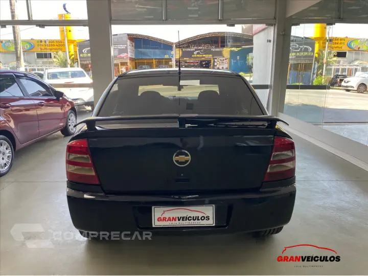 ASTRA 2.0 MPFI ADVANTAGE SEDAN 8V FLEX 4P MANUAL