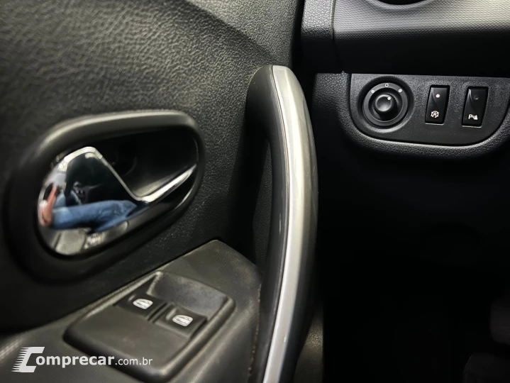 Sandero Stepway Expression 1.6 16V SCe (Flex)