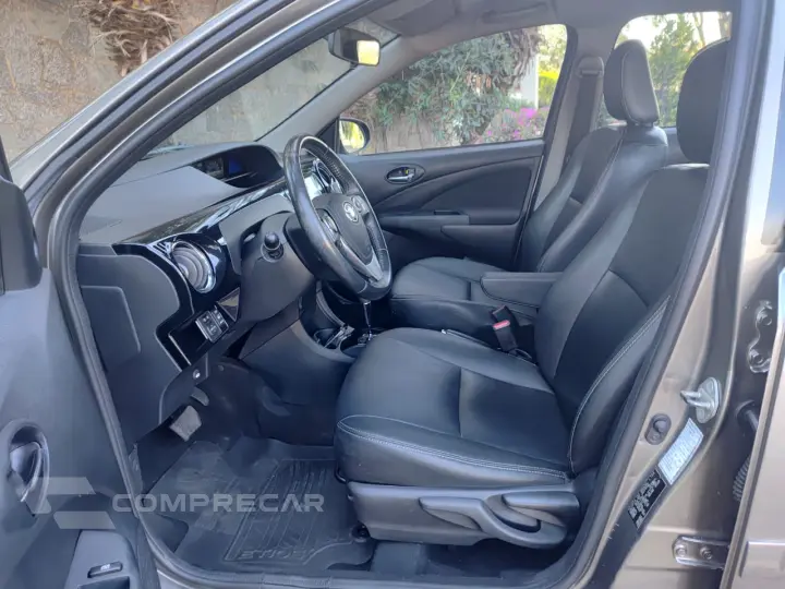 ETIOS 1.5 XLS Sedan 16V