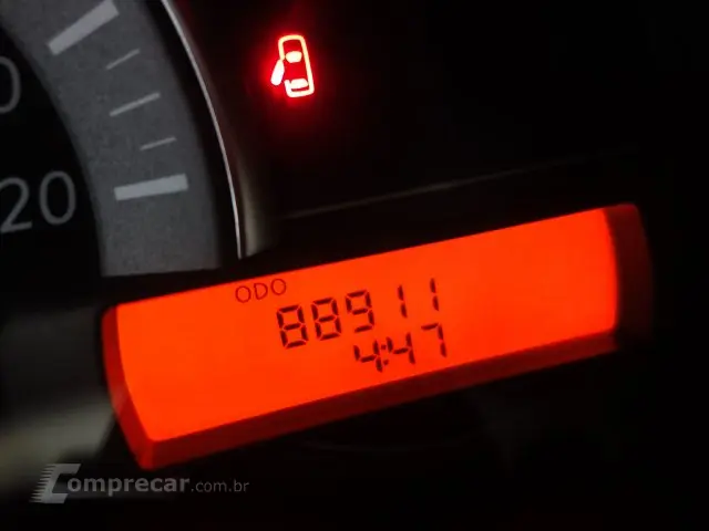 VERSA - 1.0 12V 4P MANUAL