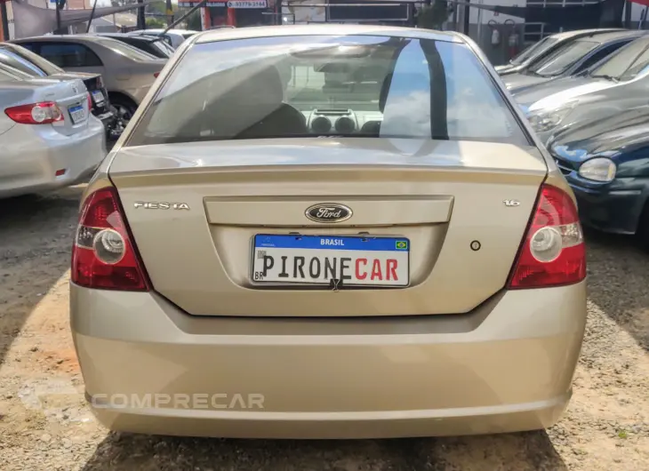 FIESTA 1.6 MPI Class Sedan 8V