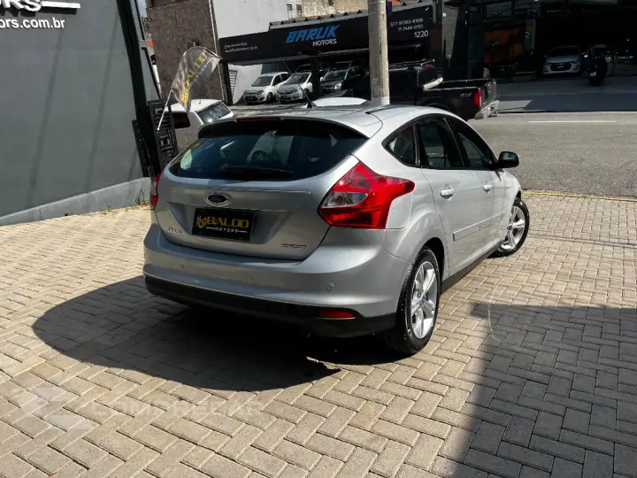 Focus 1.6 S/SE/SE Plus Flex 8V/16V  5p