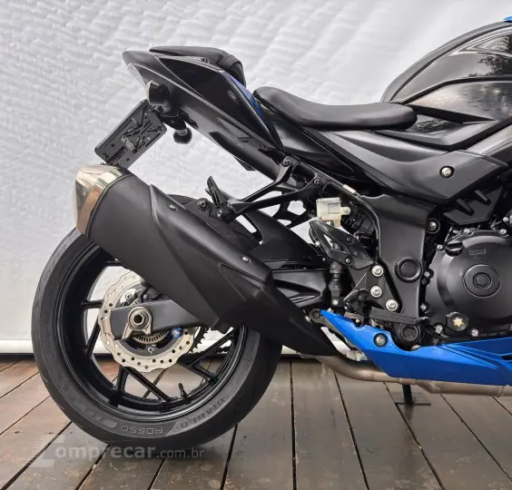 SUZUKI GSX S 750A