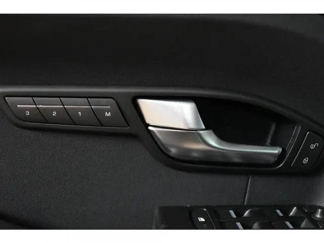 RANGE ROVER EVOQUE - 2.0 PURE 4WD 16V 4P AUTOMÁTICO