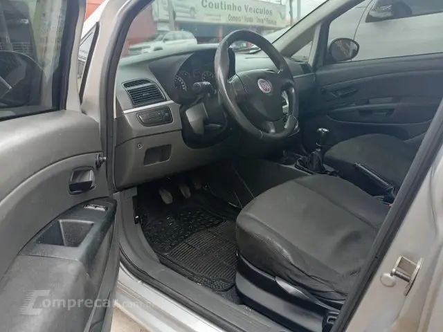 PUNTO - 1.4 8V 4P MANUAL