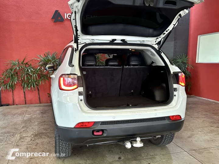 COMPASS 2.0 16V DIESEL TRAILHAWK 4X4 AUTOMÁTICO