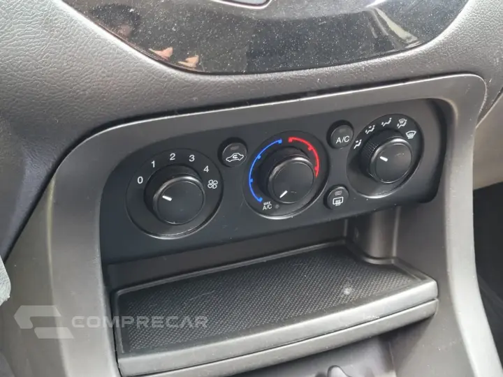 Ka+ Sedan 1.0 SE/SE PLUS TiVCT Flex 4p