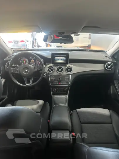 GLA 200 Style 1.6 TB 16V/Flex Aut.