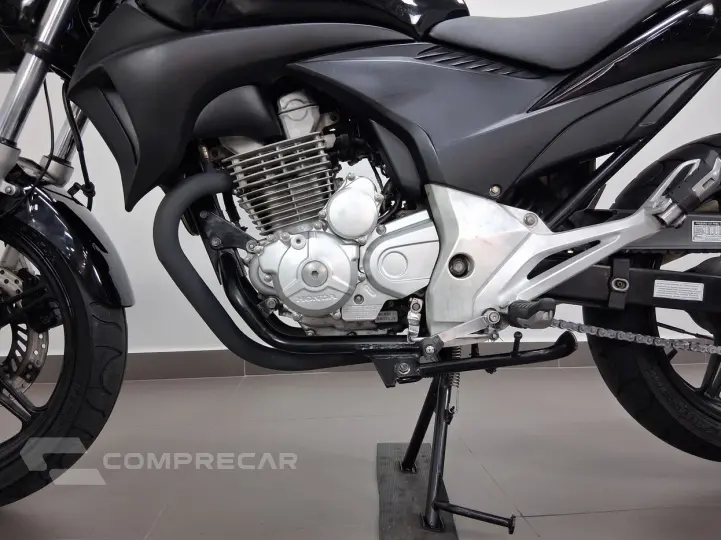 HONDA CB 300R