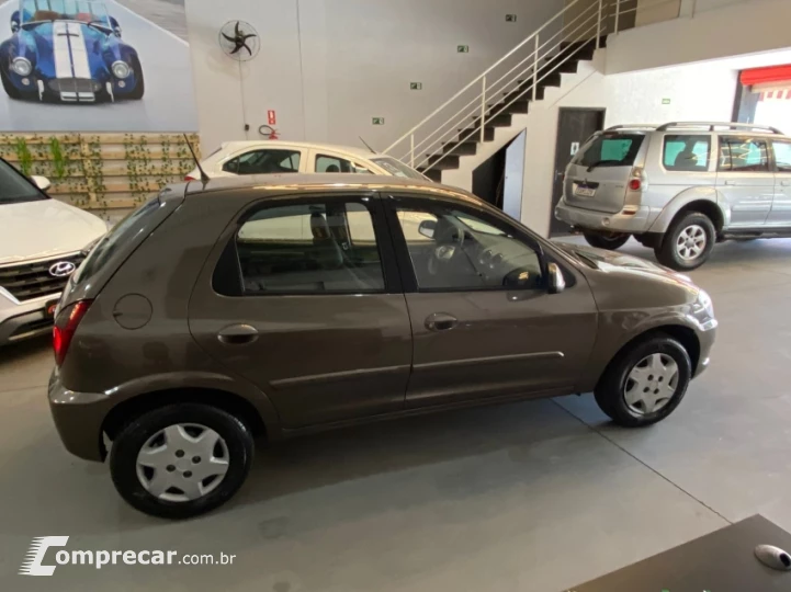 CELTA 1.0 MPFI LT 8V