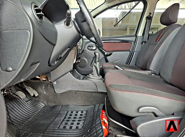 SANDERO 1.6 16V SCE Stepway