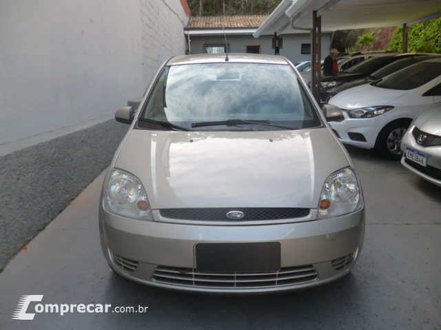 FIESTA 1.6 MPI Class Sedan 8V