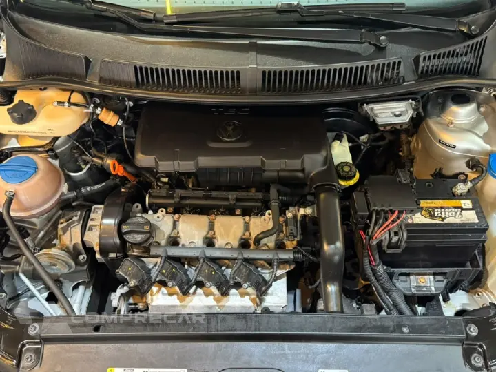 FOX 1.0 MI TRENDLINE 8V FLEX 4P MANUAL