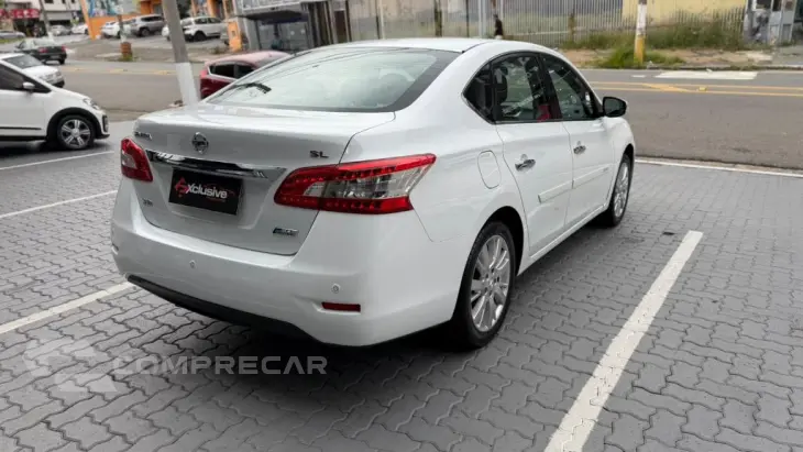 Sentra SL 2.0/ 2.0 Flex Fuel 16V Aut.