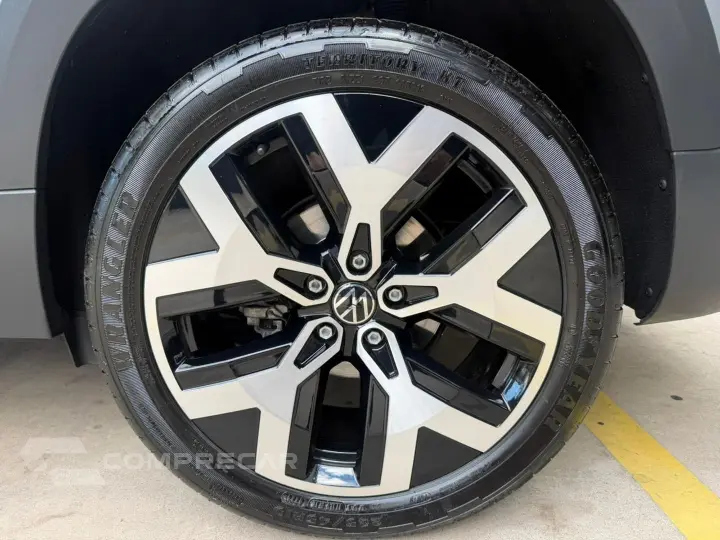 Taos 1.4 250 Tsi Total Flex Highline Automático