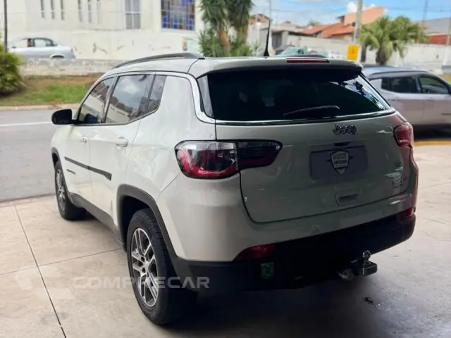 COMPASS - 2.0 16V SPORT AUTOMÁTICO