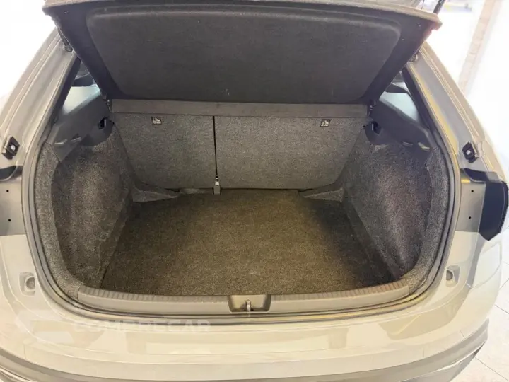 Nivus Highline 1.0 200 TSI Flex Aut.