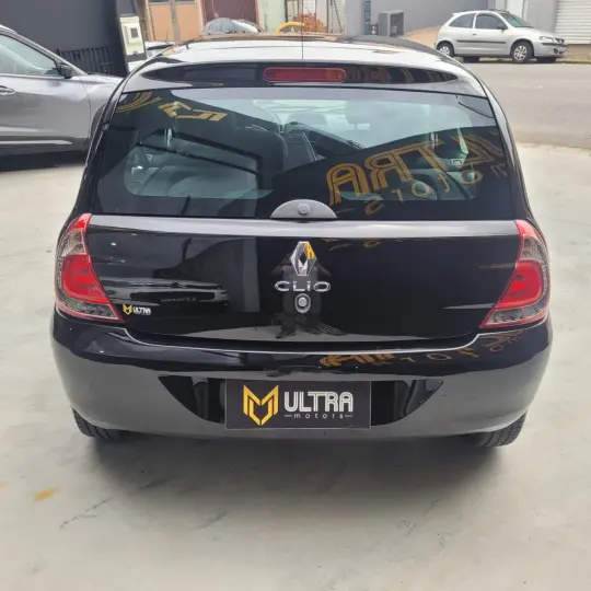 Clio Authentique 1.0/1.0 Hi-Power 16V 3p