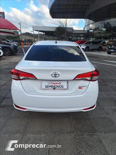 YARIS 1.5 16V FLEX SEDAN XL LIVE MULTIDRIVE