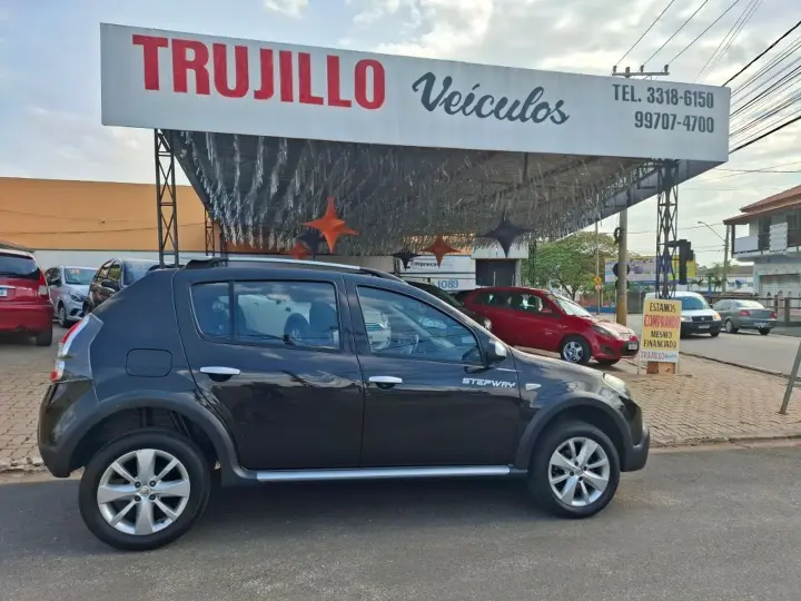 Sandero 1.6 STEPWAY 16V FLEX 4P AUTOMÁTICO