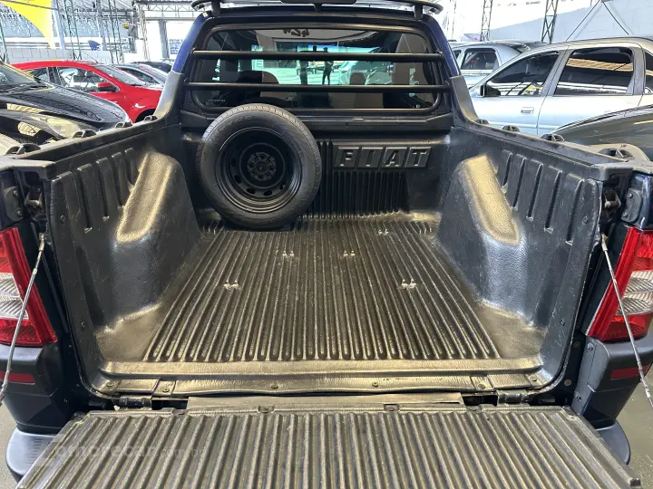 STRADA 1.8 MPI Trekking CE 8V