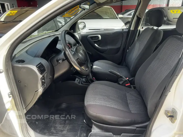 Corsa Sedan 1.4 4P MAXX FLEX