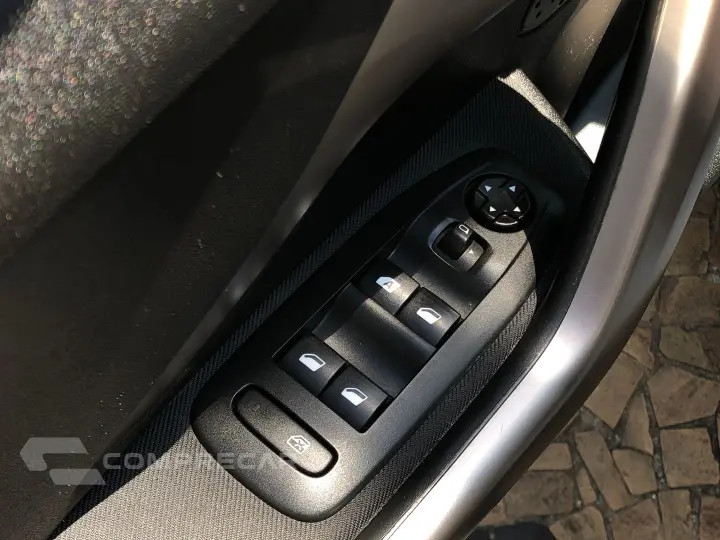208 1.6 Griffe 16V Flex 4P Automático
