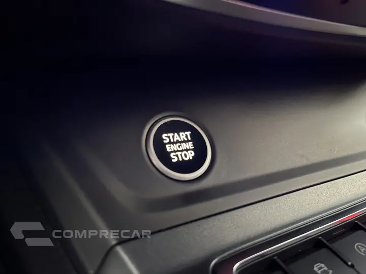 Q3 2.0 40 TFSI GASOLINA PERFORMANCE BLACK QUATTRO TIPTRONIC