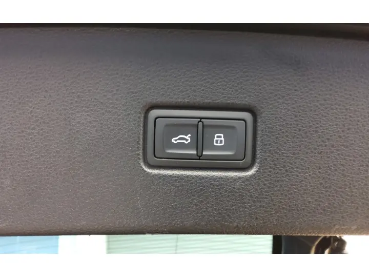 Q5 2.0 45 TFSI GASOLINA S LINE BLACK QUATTRO S TRONIC