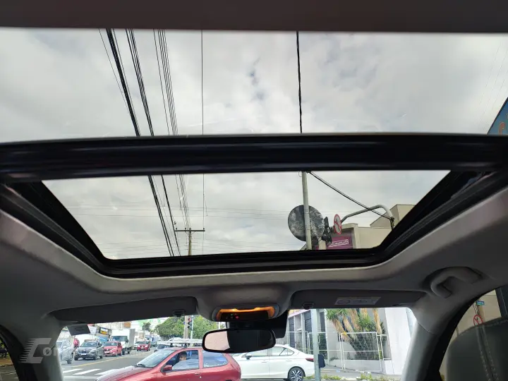 TRACKER 1.2 Turbo Premier